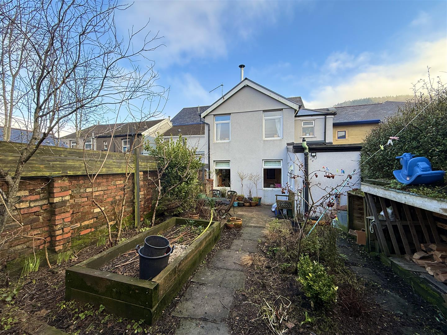 Alice Place, Cwmaman, Aberdare - 20260119_112415145_iOS.jpg