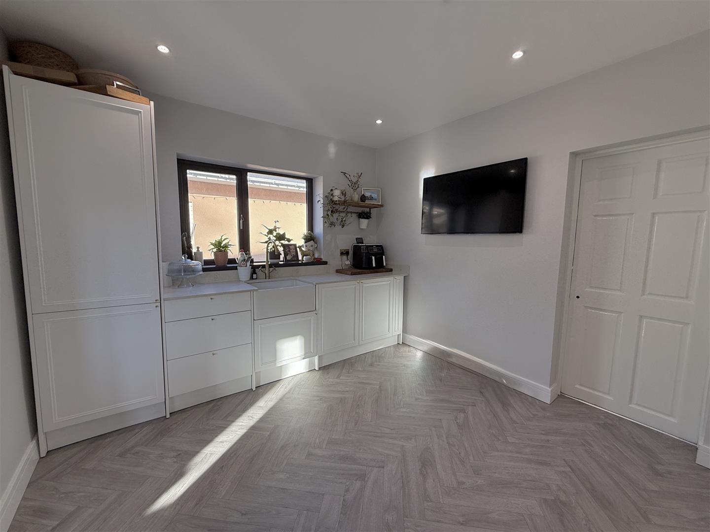 Hirwaun Road, Hirwaun, Aberdare - 20251216_112801541_iOS.jpg