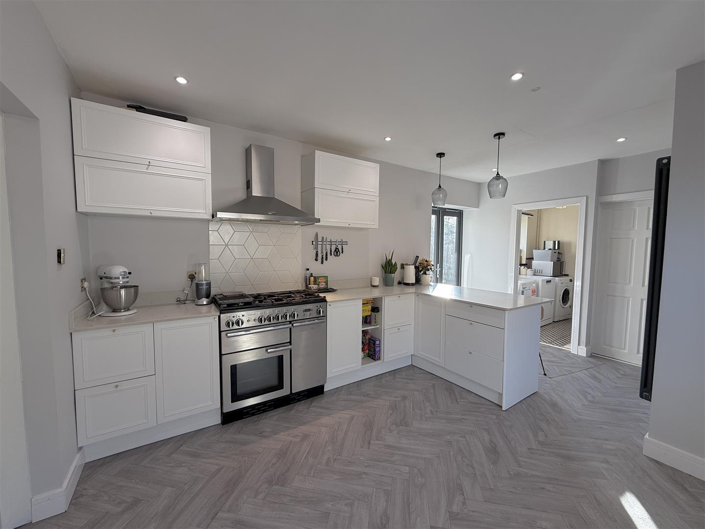 Hirwaun Road, Hirwaun, Aberdare - 20251216_112741716_iOS.jpg
