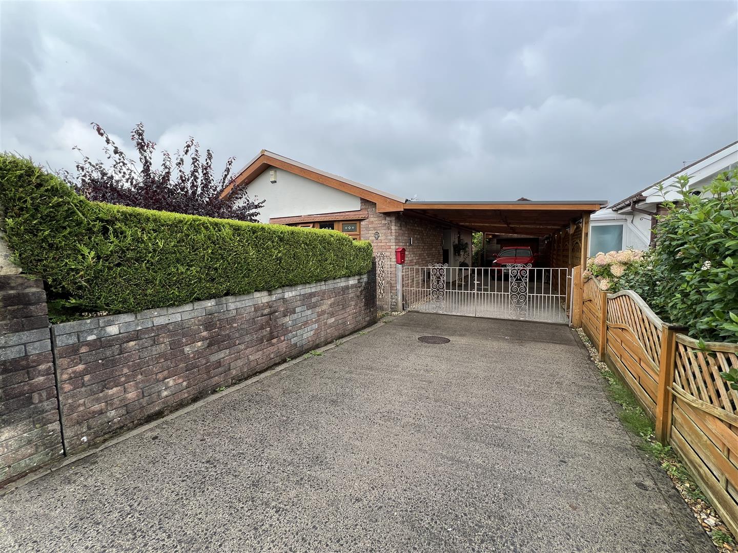 Meadow Lane, Hirwaun, Aberdare - IMG_4275.jpg