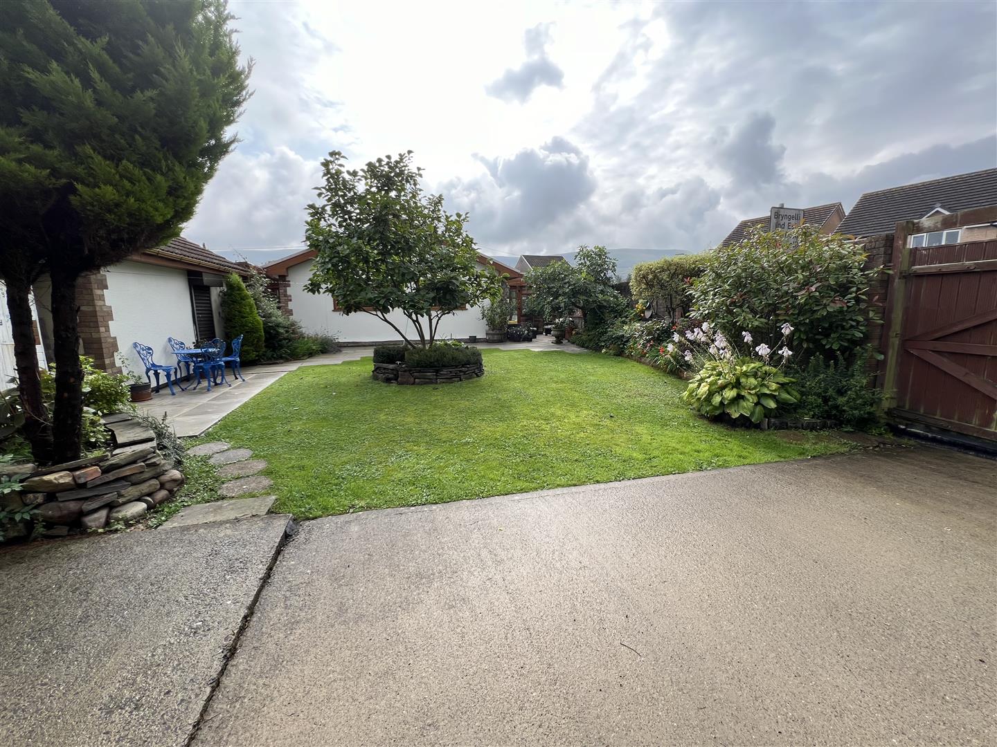 Meadow Lane, Hirwaun, Aberdare - IMG_4291.jpg