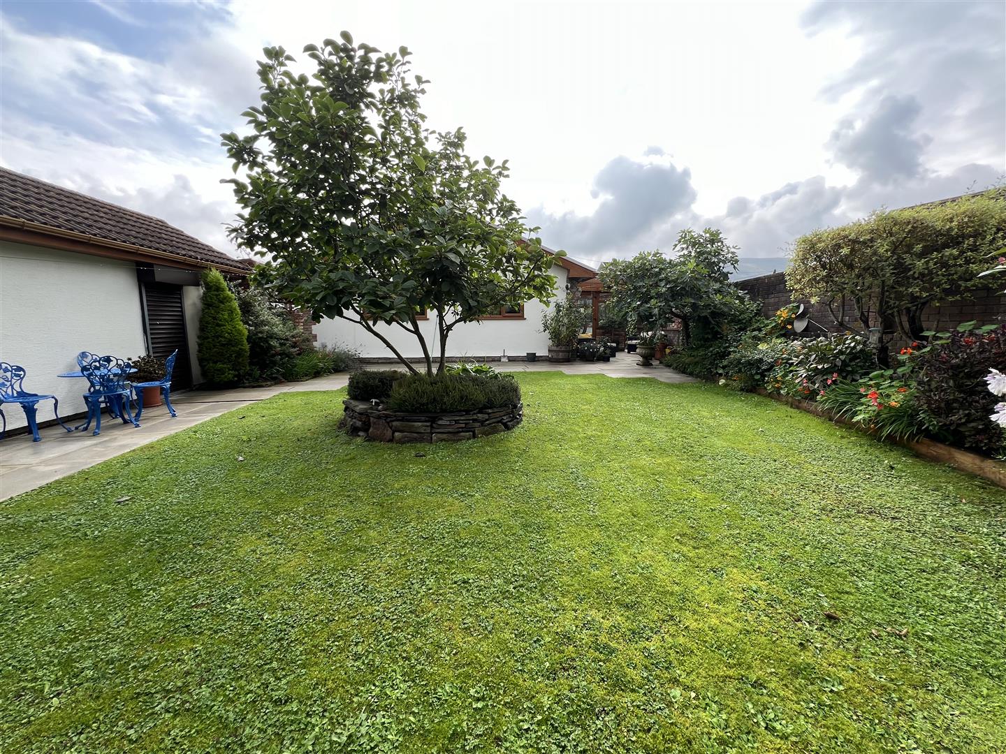 Meadow Lane, Hirwaun, Aberdare - IMG_4294.jpg