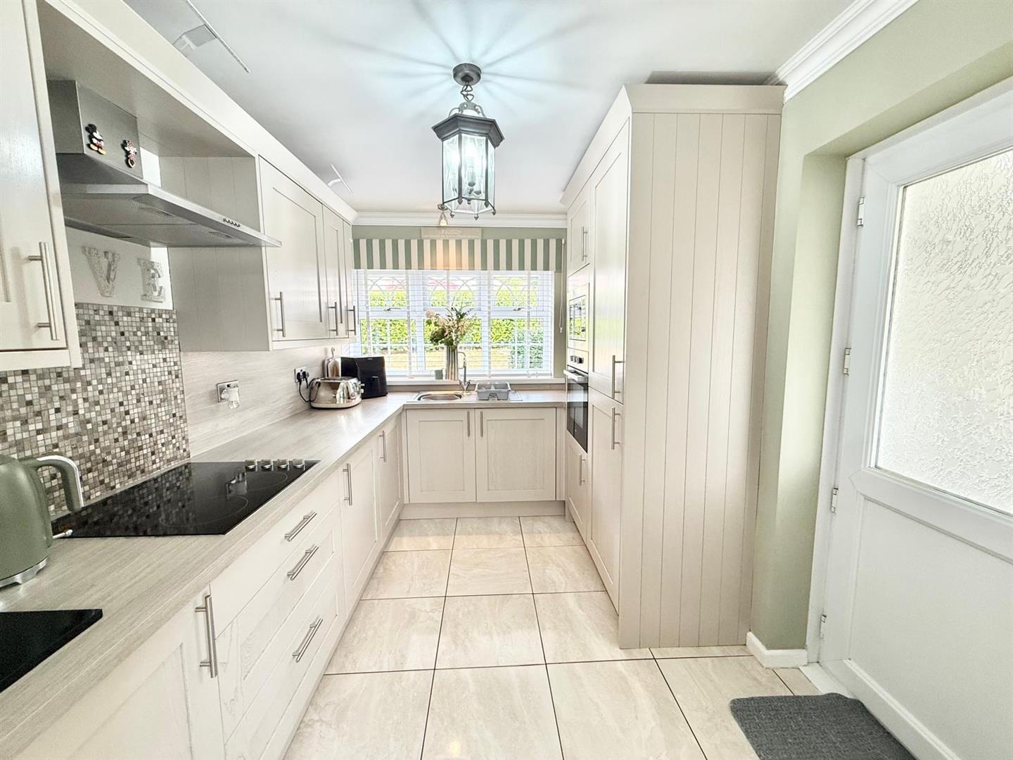 Cenarth Drive, Aberdare - 20260807_104755000_iOS 3.jpg