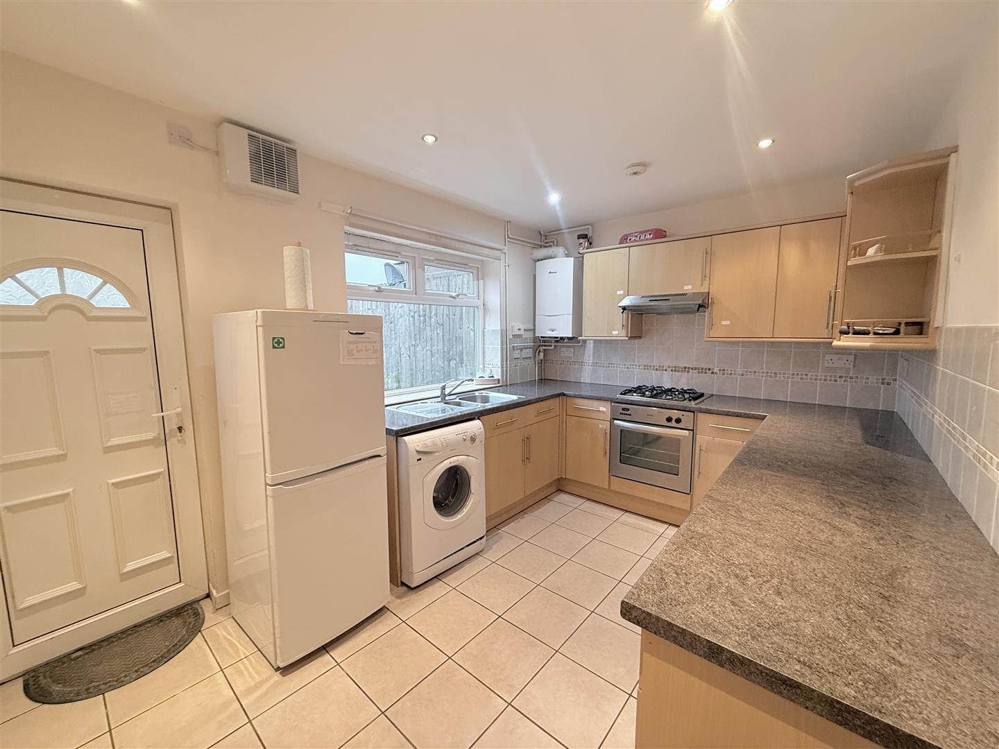 Merthyr Road, Llwydcoed, Aberdare - 20260209_164013382_iOS.jpg