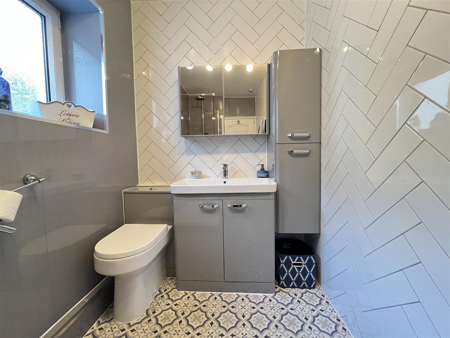 Abercynon Road, Abercynon, Mountain Ash - Modern Shower room