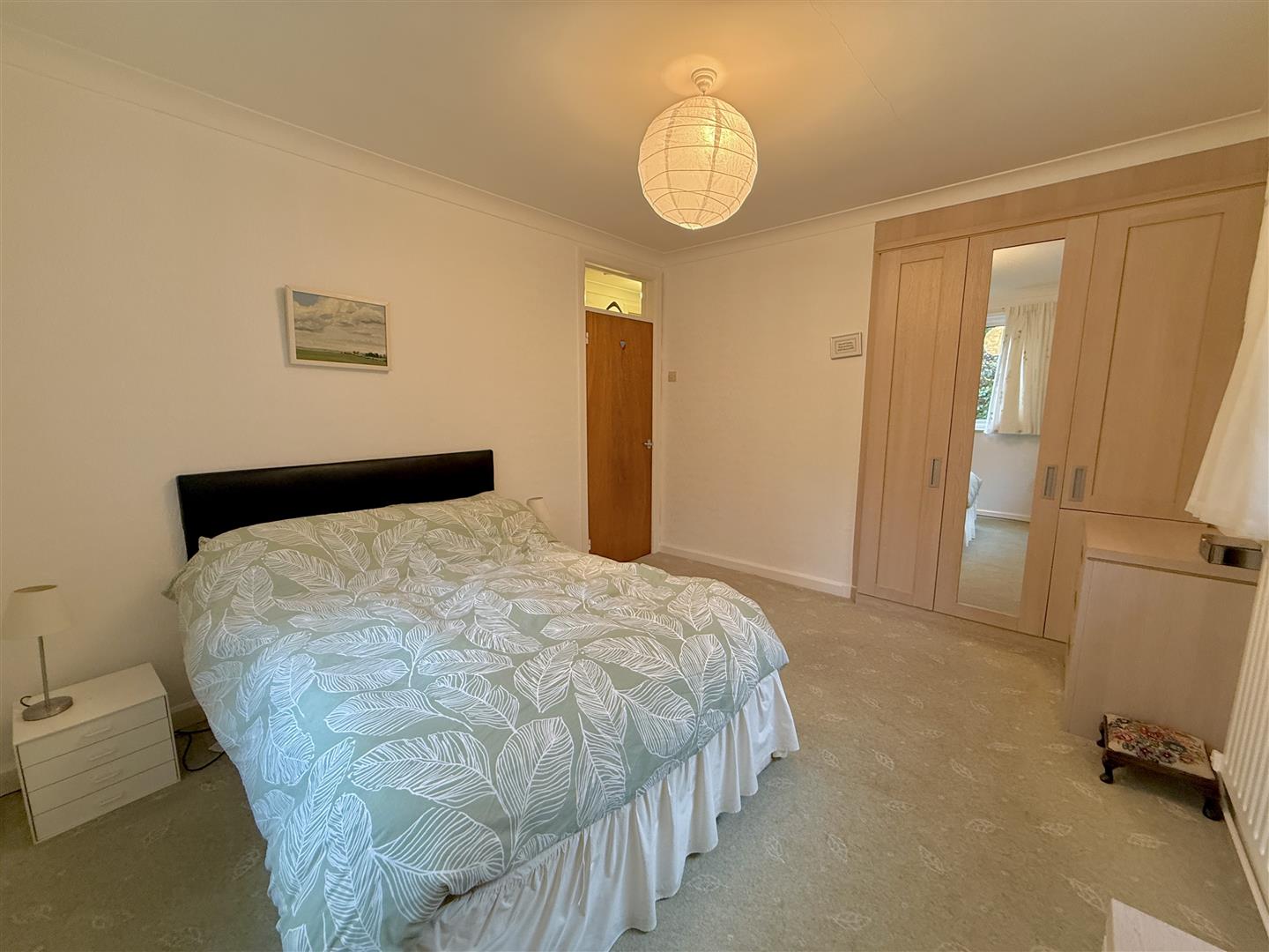Kingsbury Place, Llwydcoed, Aberdare - 20251111_100728717_iOS.jpg