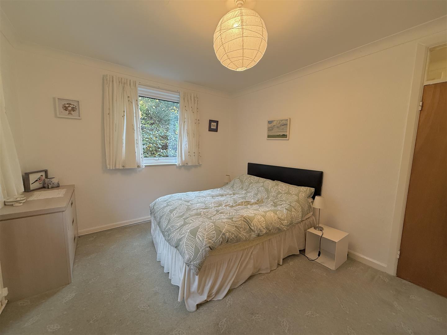 Kingsbury Place, Llwydcoed, Aberdare - 20251111_100738130_iOS.jpg