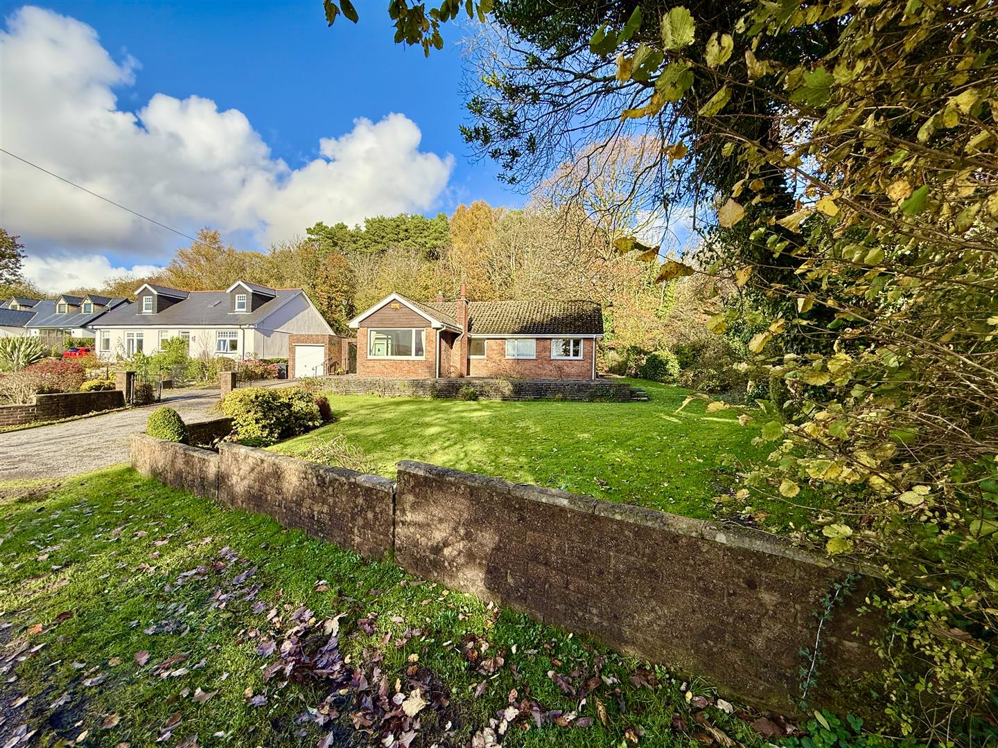 Kingsbury Place, Llwydcoed, Aberdare - 20251108_131204420_iOS.jpg