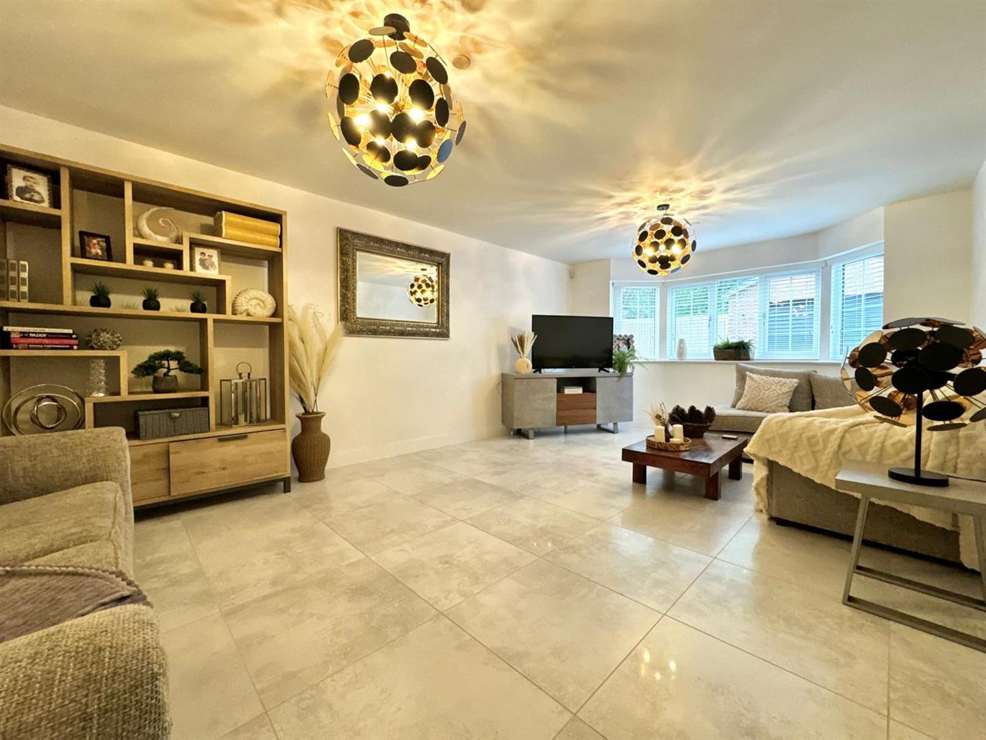 Cwmynysminton Road, Aberdare - PHOTO-2025-01-31-16-45-58 3.jpg