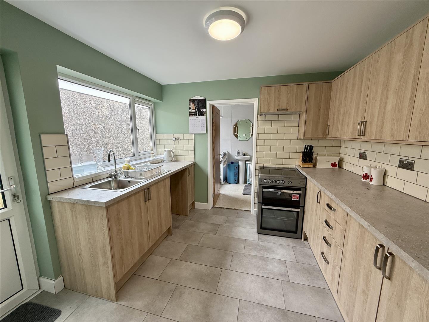 Park View Terrace, Abercwmboi, Aberdare - 20250717_100209573_iOS.jpg