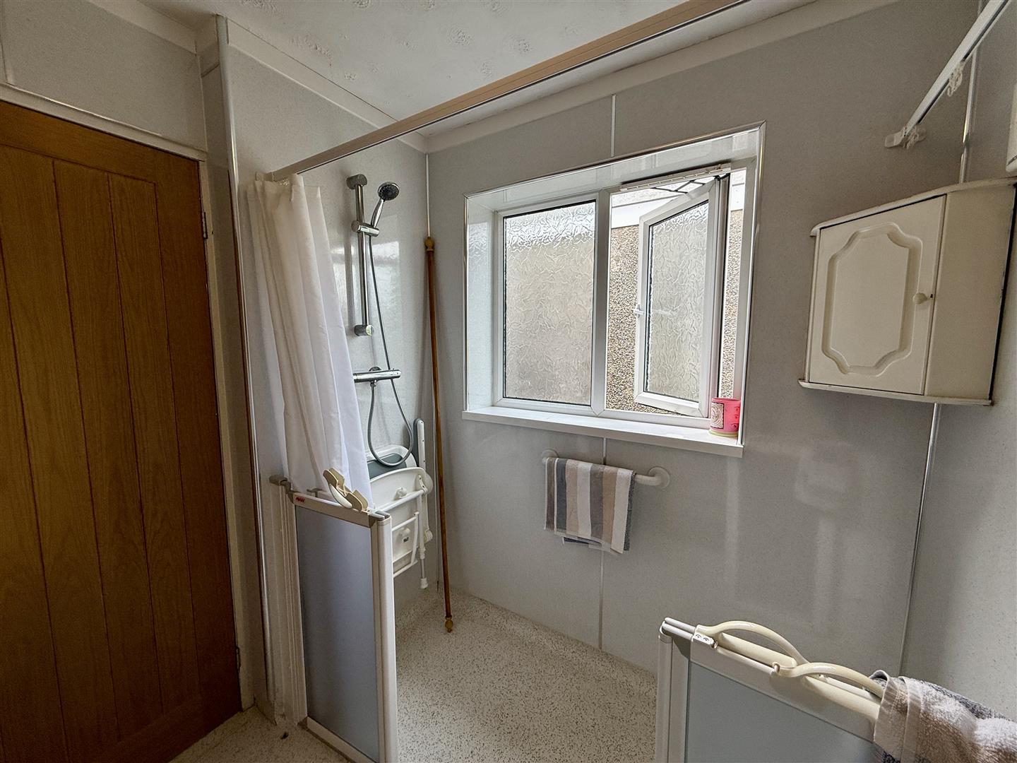 Park View Terrace, Abercwmboi, Aberdare - 20250728_124148906_iOS.jpg
