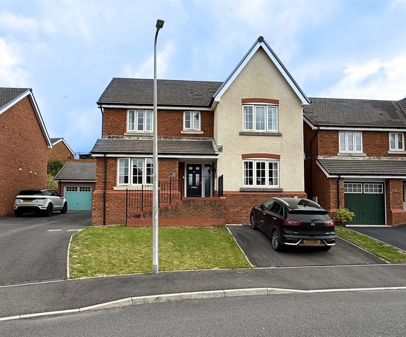 Tan Y Bryn Gardens, Llwydcoed, Aberdare - 20250730_112628000_iOS.jpg