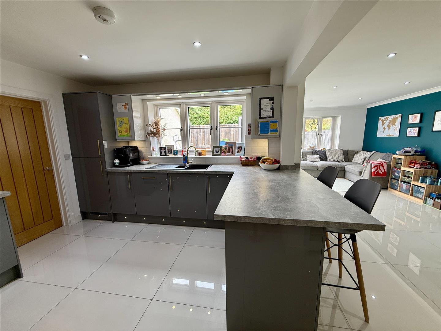 Tan Y Bryn Gardens, Llwydcoed, Aberdare - 20250730_101651115_iOS.jpg