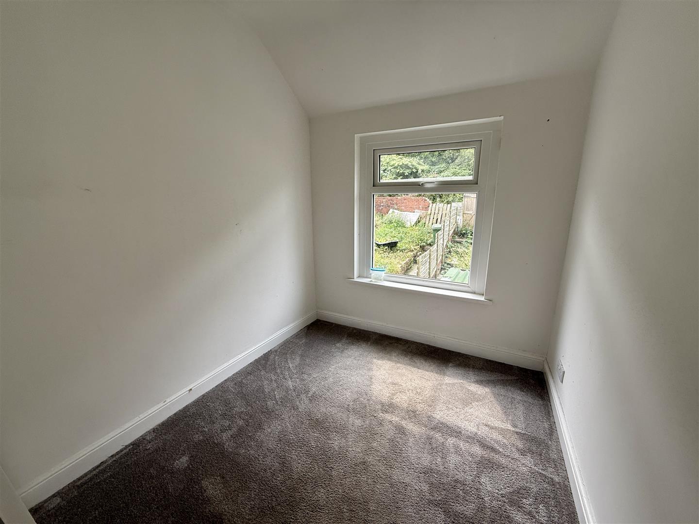 Beech Terrace, Abercwmboi, Aberdare - 20250818_130607189_iOS.jpg