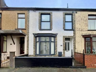 Heathfield Avenue, Glynneath, Neath Main Image Thumbnail