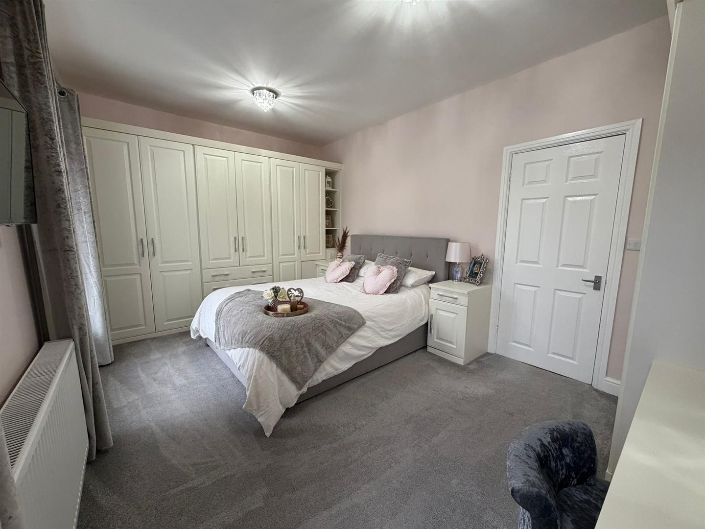 Heathfield Avenue, Glynneath, Neath - 20251127_124908000_iOS.jpg
