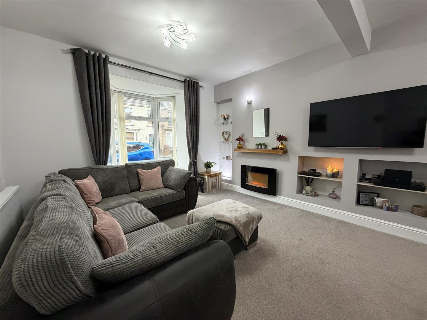 Heathfield Avenue, Glynneath, Neath - 20251127_124915000_iOS 5.jpg