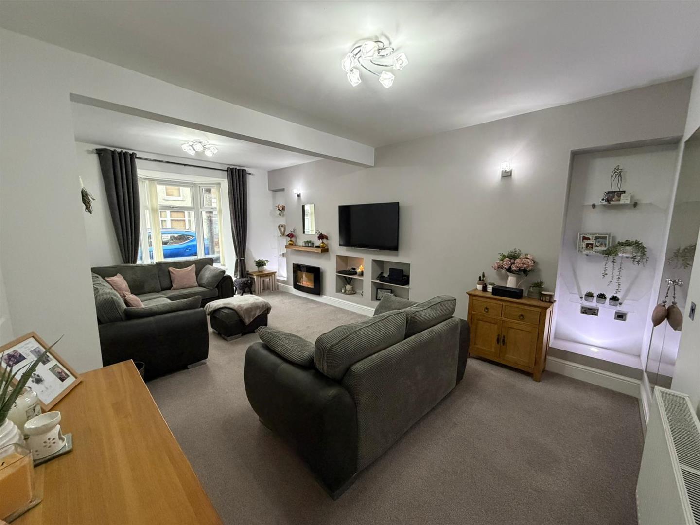 Heathfield Avenue, Glynneath, Neath - 20251127_124916000_iOS 3.jpg