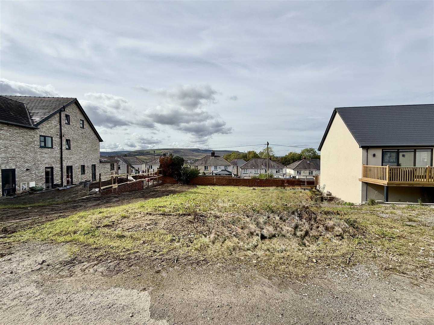 Plas-Newydd Isa, Llwydcoed, Aberdare - 20250929_111950142_iOS.jpg