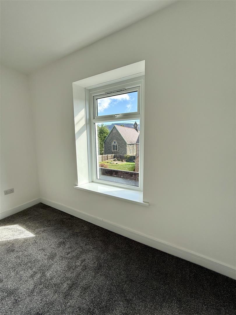 Gladstone Street, Aberdare - 20250905_091604212_iOS.jpg