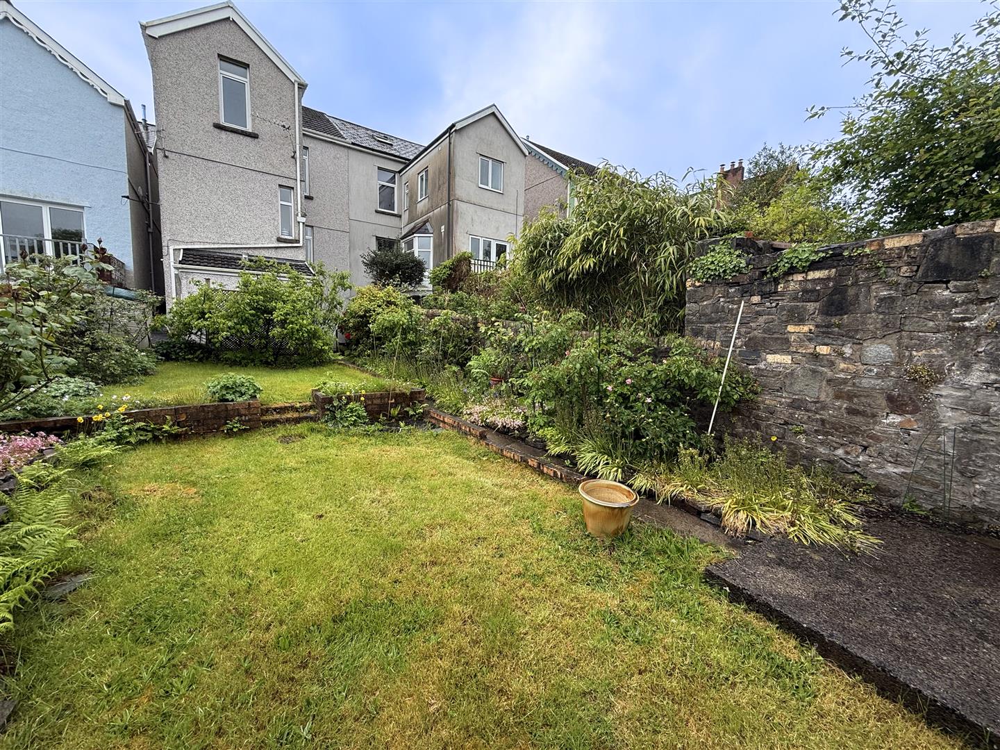 Clifton Street, Aberdare - 5e97399e-268f-434c-9d21-cf7b2827c639.jpeg