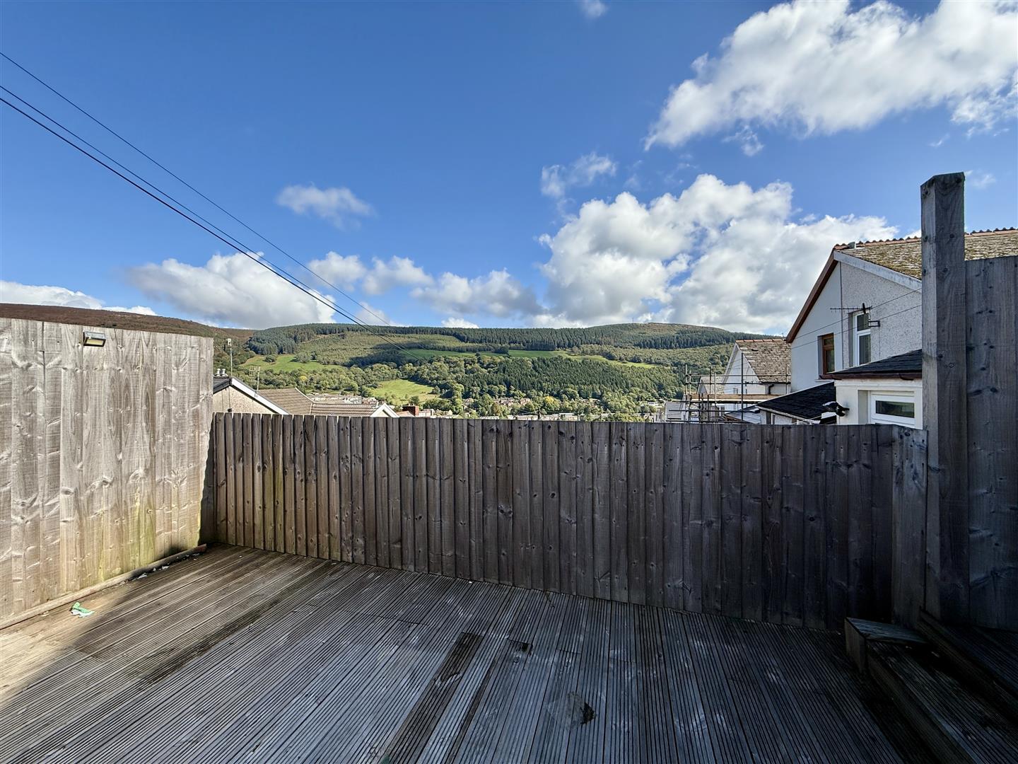 Aberpennar Street, Mountain Ash - 20250924_112543100_iOS.jpg