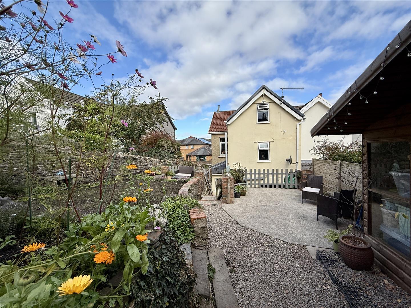 Llewelyn Street, Aberdare - 20251008_131606745_iOS.jpg