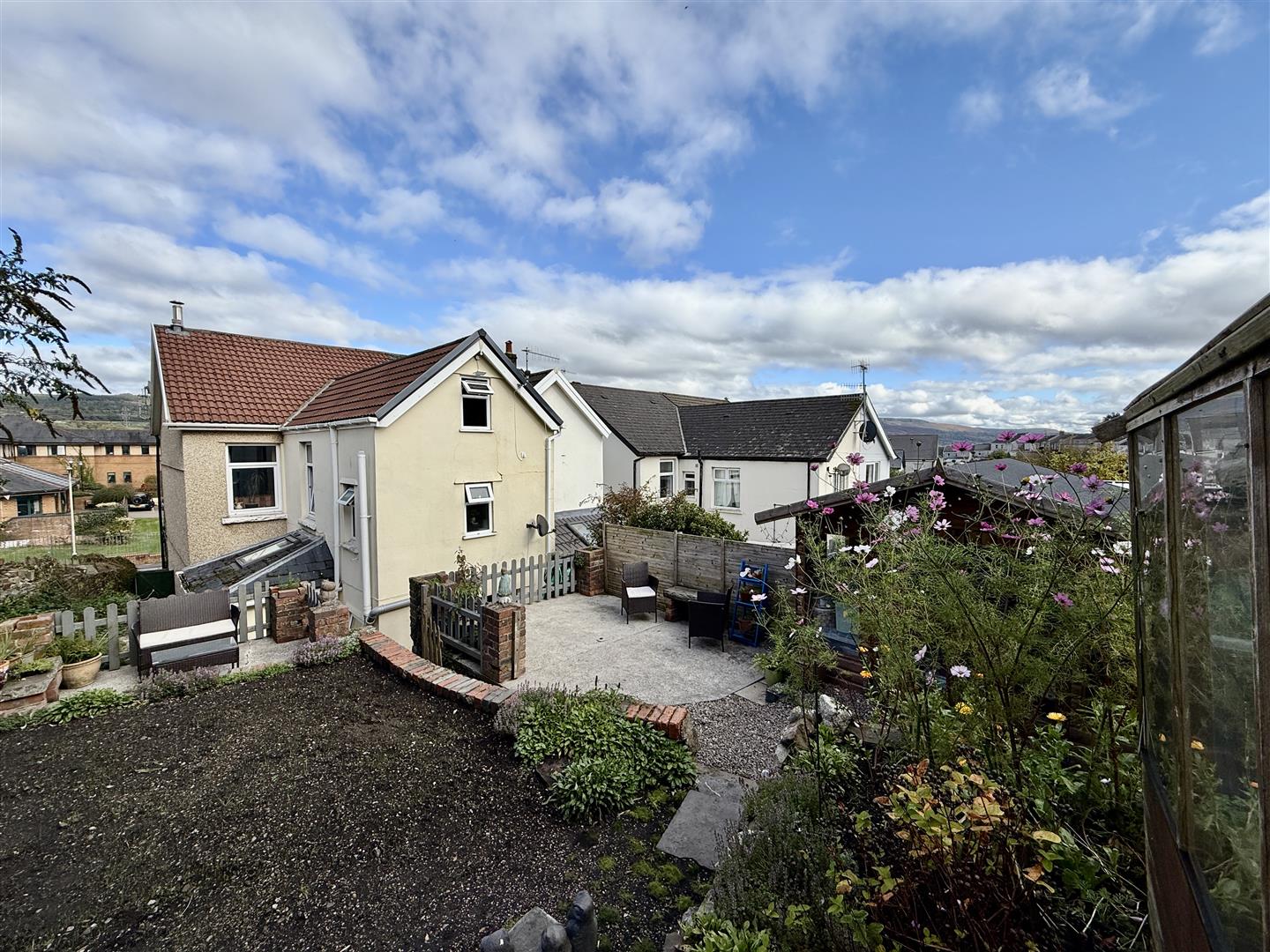 Llewelyn Street, Aberdare - 20251008_131625189_iOS.jpg