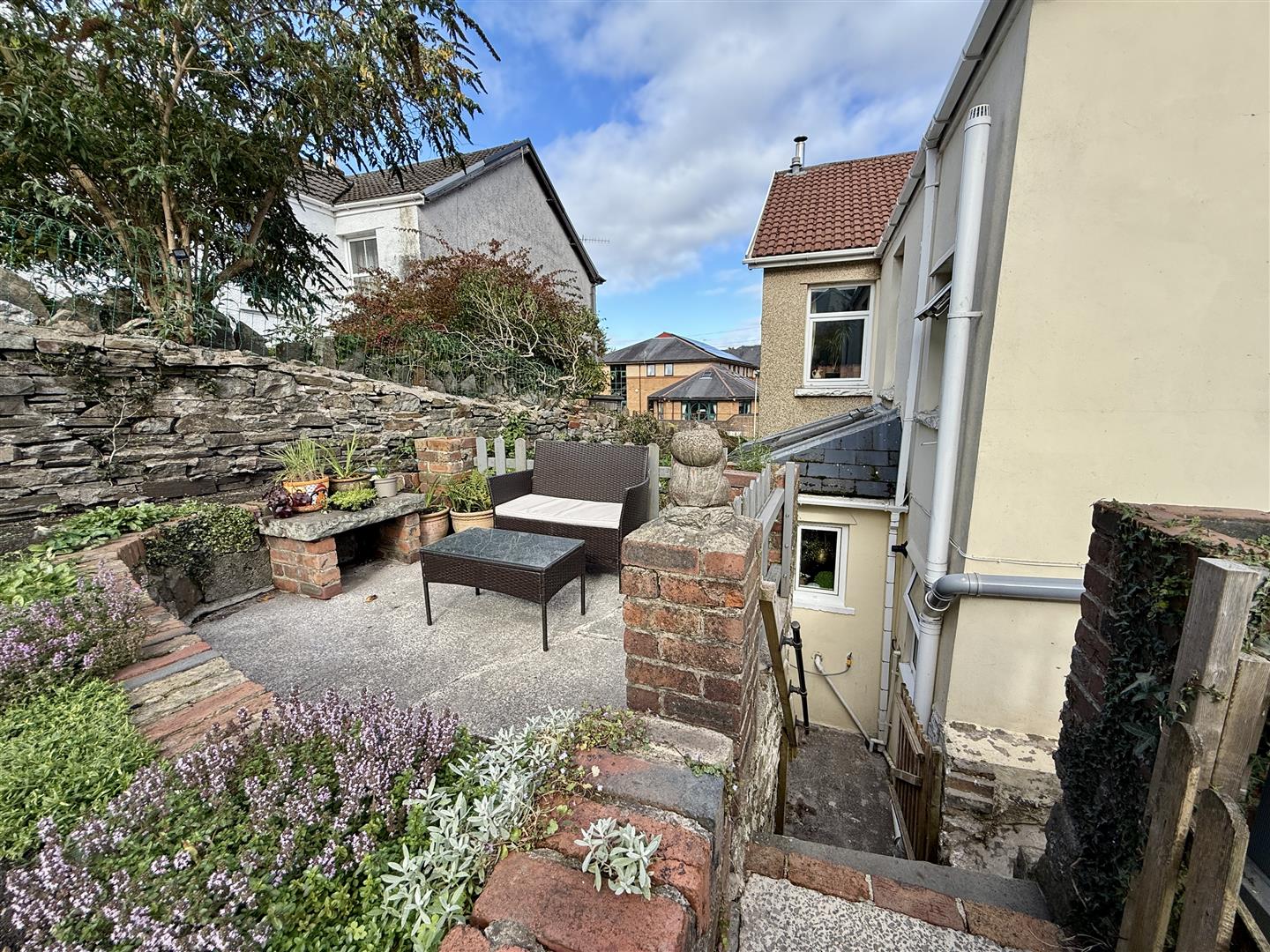 Llewelyn Street, Aberdare - 20251008_131700537_iOS.jpg