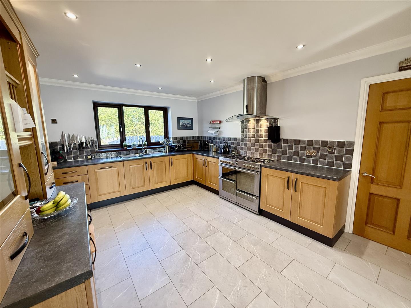 Penderyn Road, Hirwaun, Aberdare - 20251006_133430569_iOS.jpg