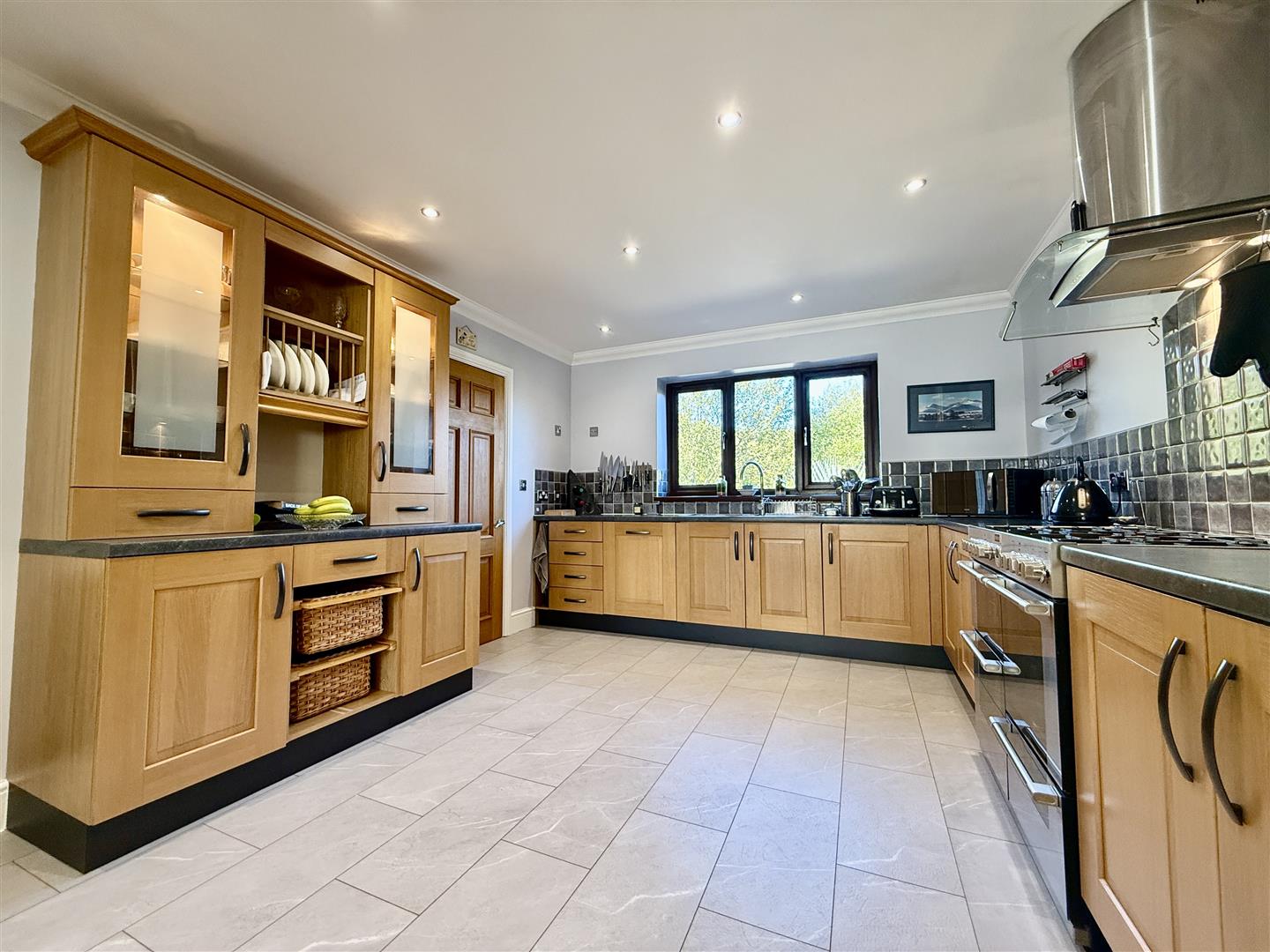 Penderyn Road, Hirwaun, Aberdare - 20251006_133447502_iOS.jpg