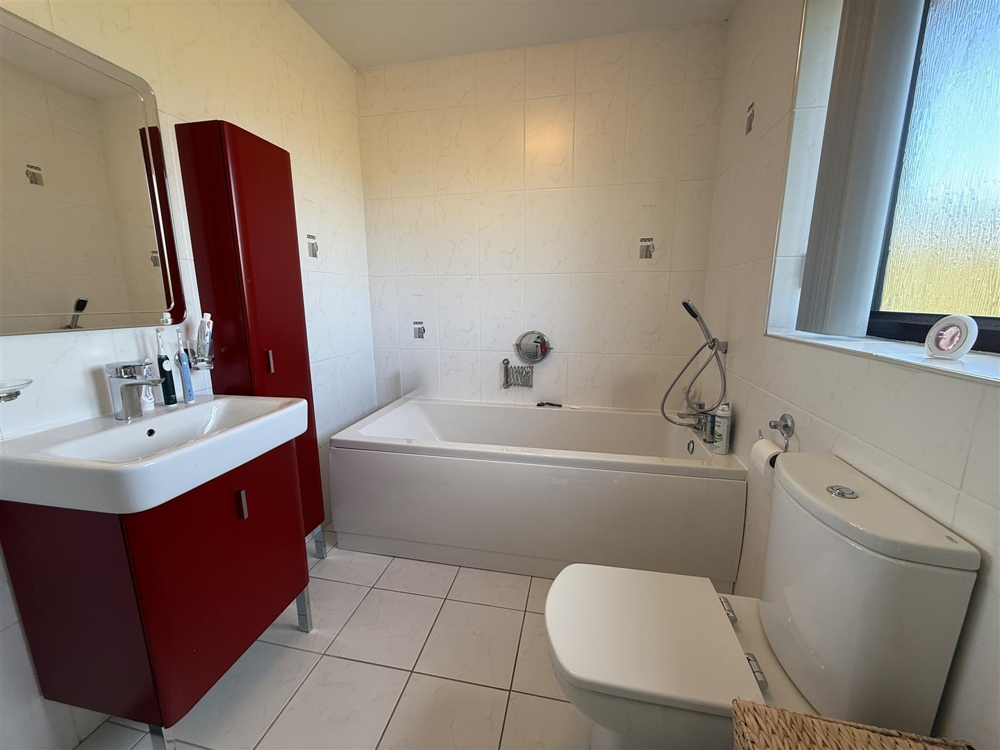 Penderyn Road, Hirwaun, Aberdare - 20251006_135044301_iOS.jpg
