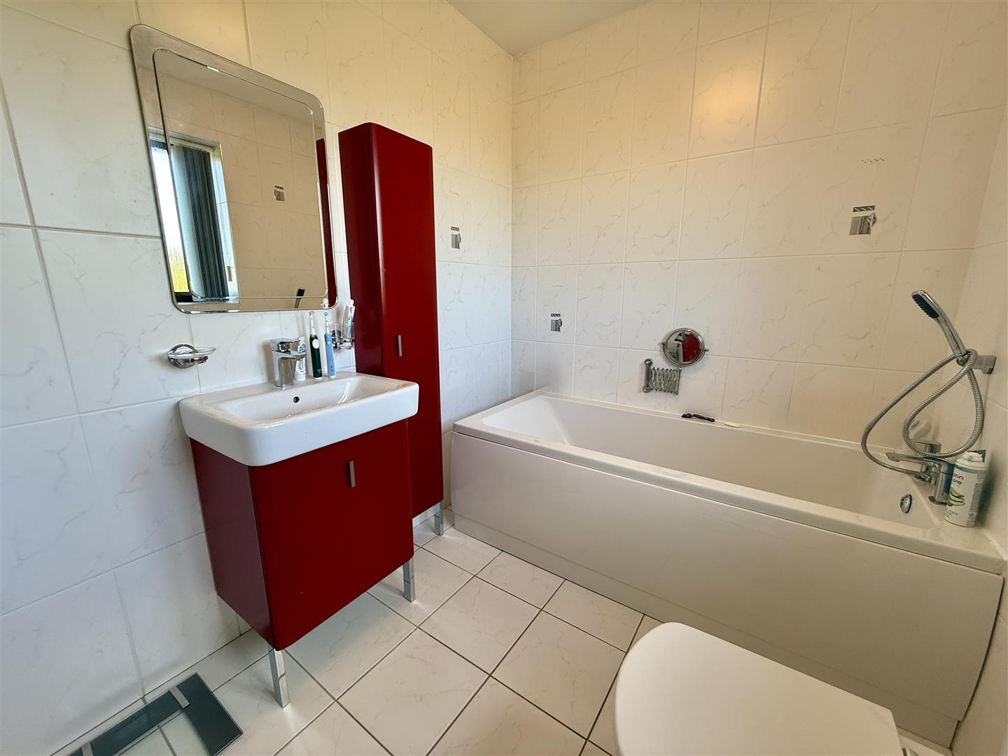 Penderyn Road, Hirwaun, Aberdare - 20251006_135047626_iOS.jpg