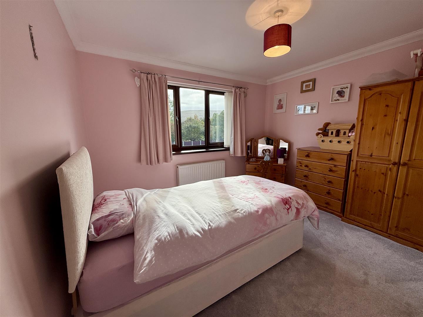 Penderyn Road, Hirwaun, Aberdare - 20251006_135232169_iOS.jpg