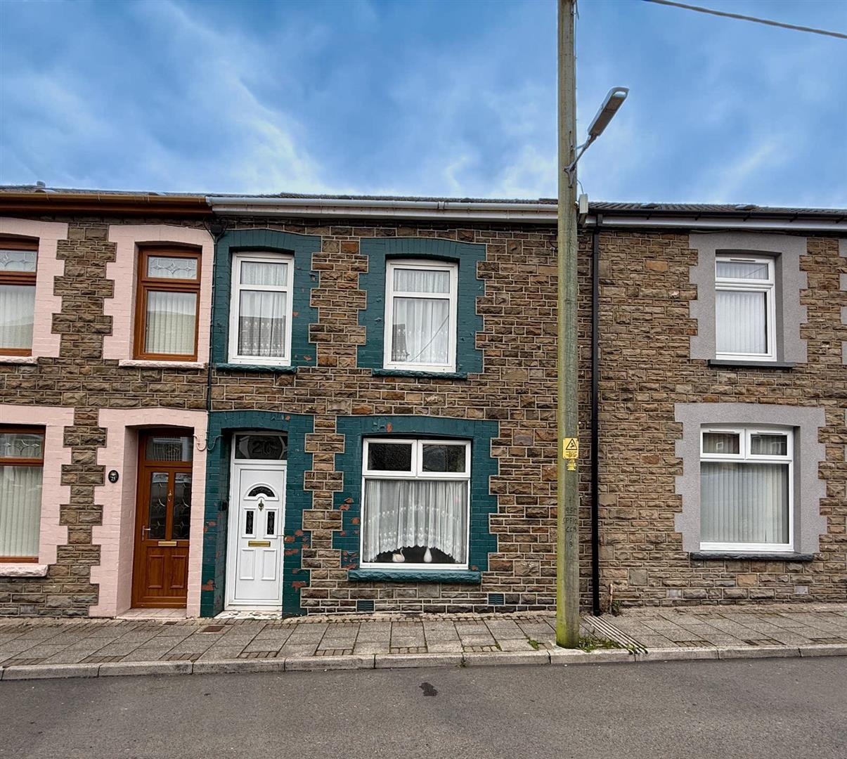 Cynon Street, Aberdare - 20251007_104522000_iOS 1.jpg