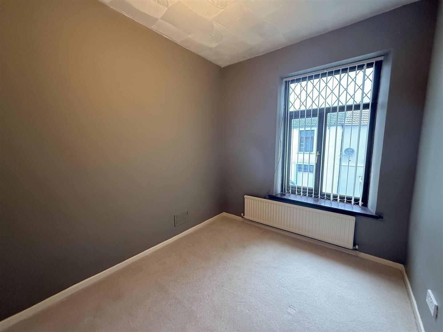 Pembroke Street, Aberdare - 20251112_113755085_iOS.jpg