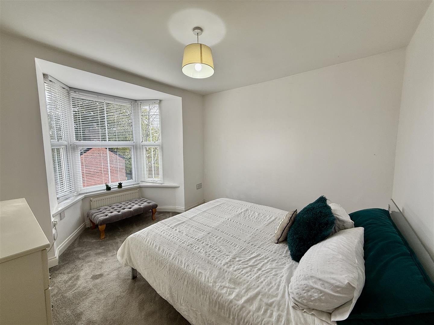 Merthyr Road, Llwydcoed, Aberdare - 20251027_120025756_iOS.jpg