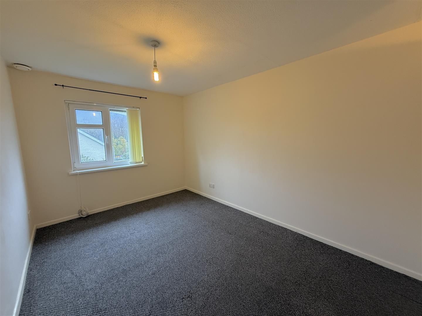 Cardiff Rd, Aberaman, Aberdare - 20251111_132936925_iOS.jpg