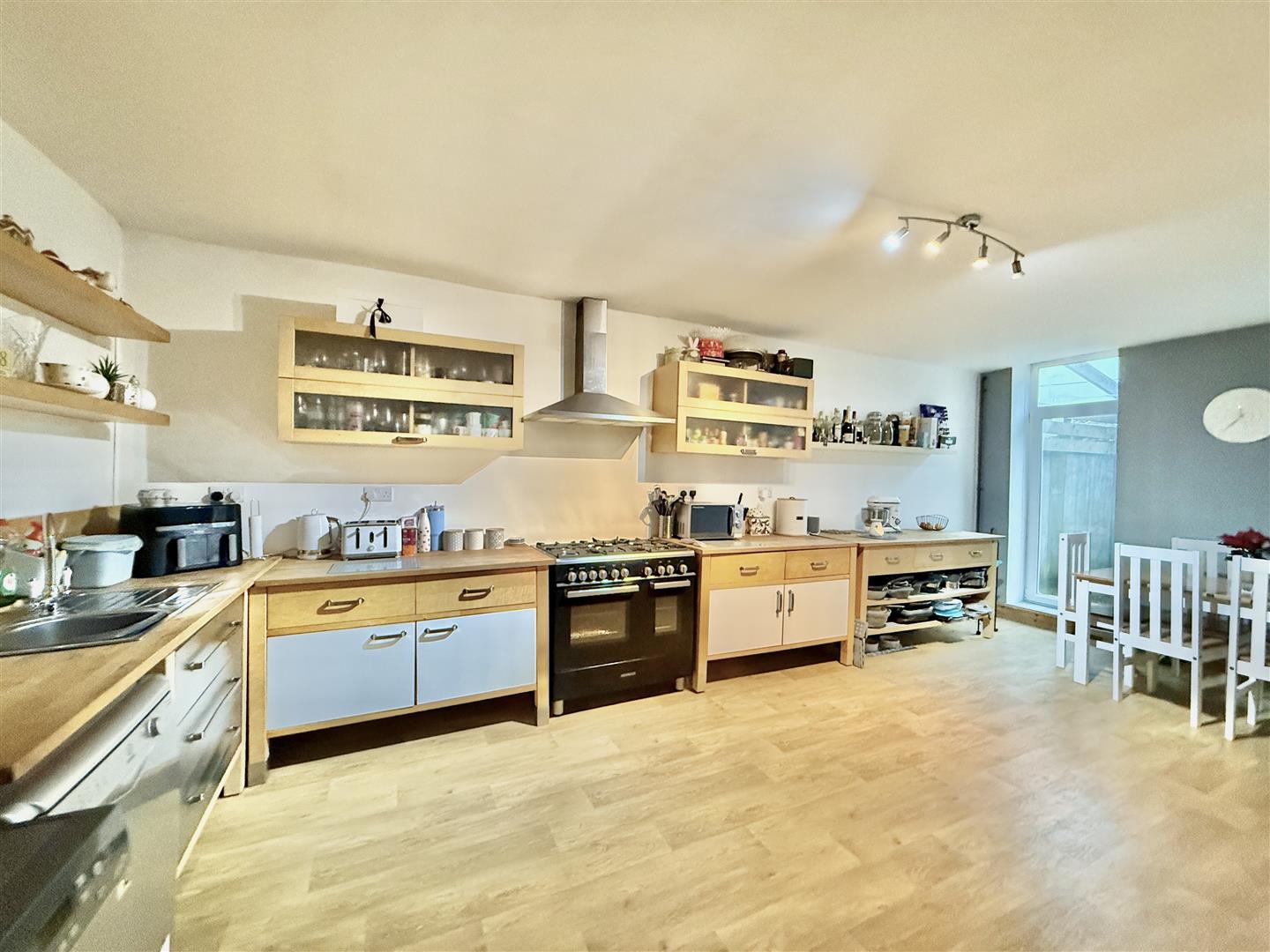 Bethel Place, Hirwaun, Aberdare - 20251218_113729021_iOS.jpg