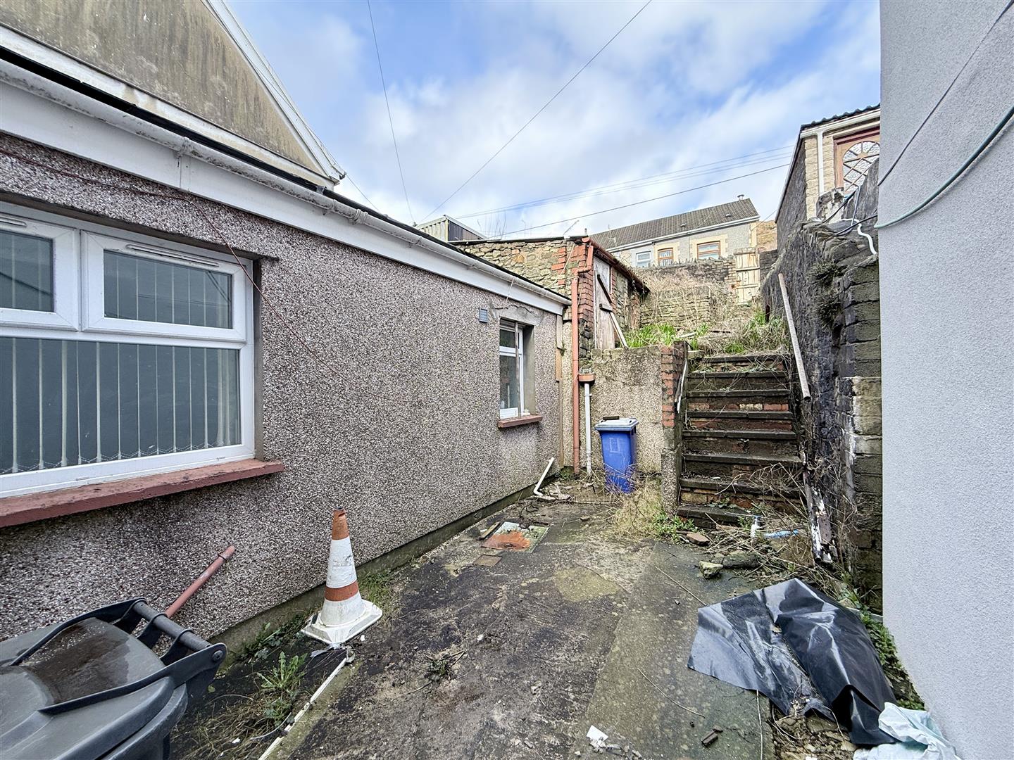 Glanaman Road, Cwmaman, Aberdare - 20260224_110756089_iOS.jpg