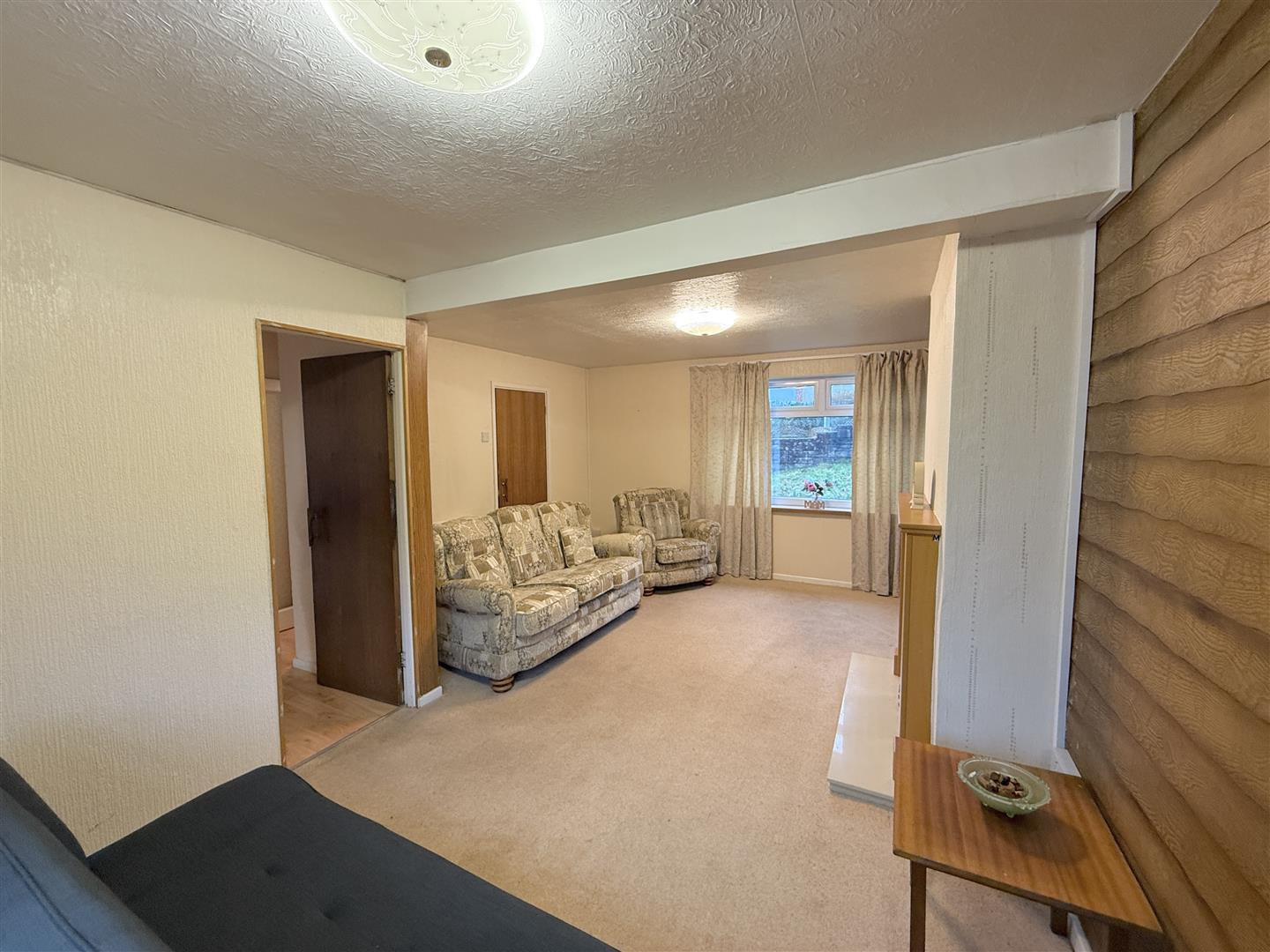 Hillbrook Close, Aberdare - 20260120_122104827_iOS.jpg