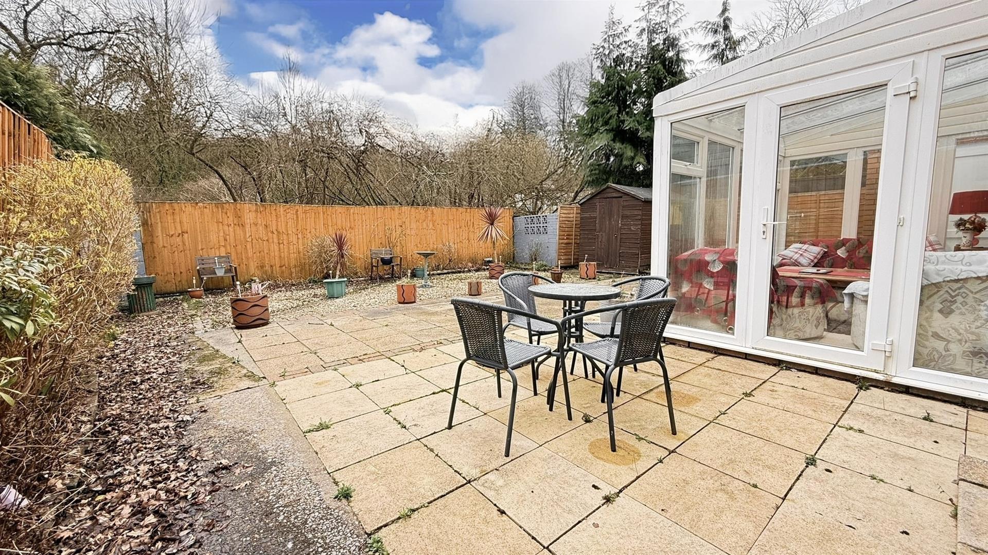 Brynffynon Close, Aberdare - 20260308_161731682_iOS.jpg