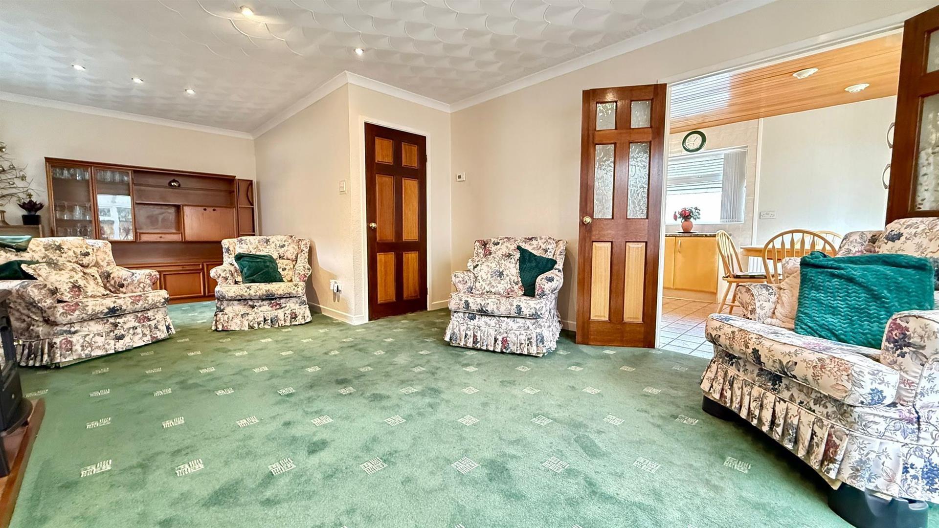 Brynffynon Close, Aberdare - 20260306_162217000_iOS 1.jpg