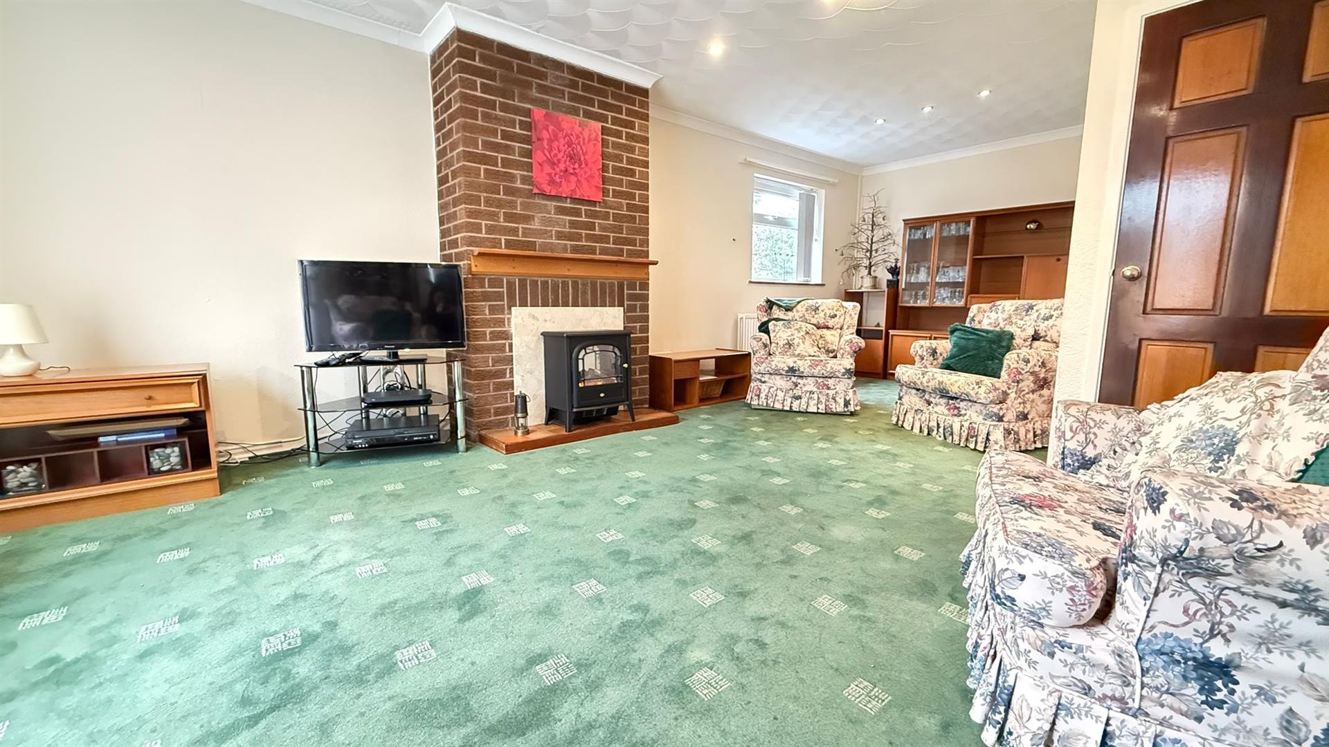 Brynffynon Close, Aberdare - 20260306_162216000_iOS 1.jpg