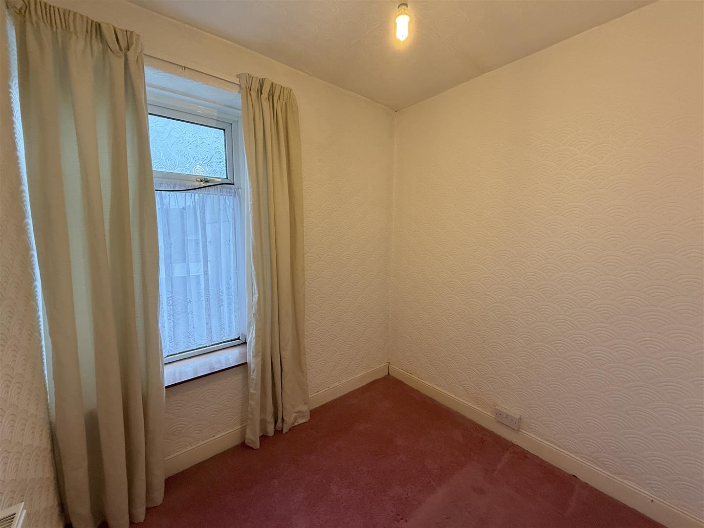 Llewelyn Street, Aberdare - 20260120_093647414_iOS.jpg