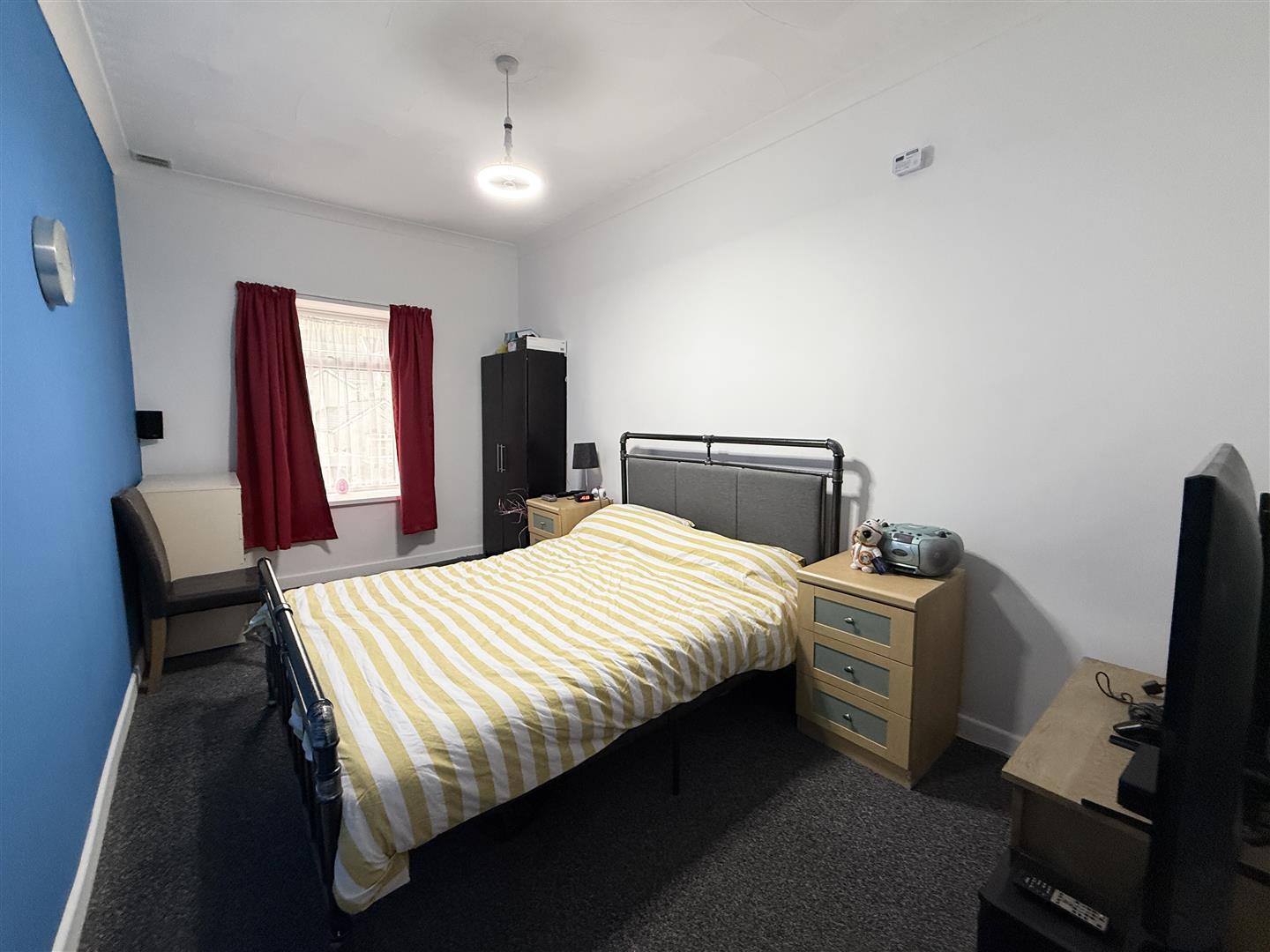 Davis Street, Aberdare - 20260114_150449568_iOS.jpg