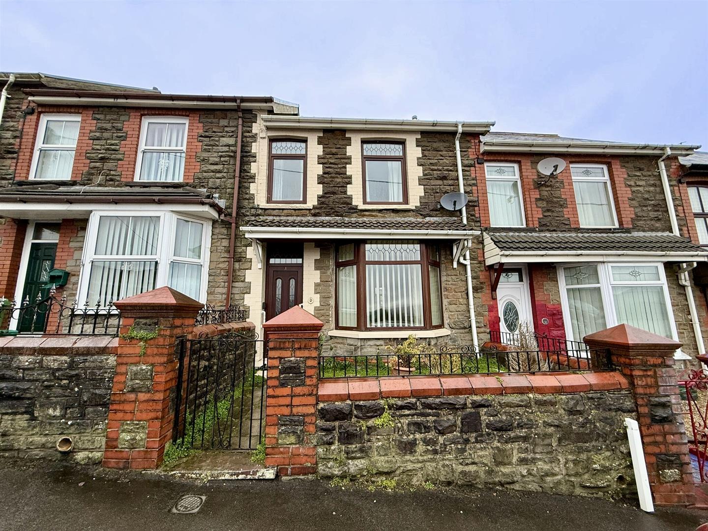 Holford Terrace, Cwmdare, Aberdare - 20260120_111556000_iOS 1.jpg