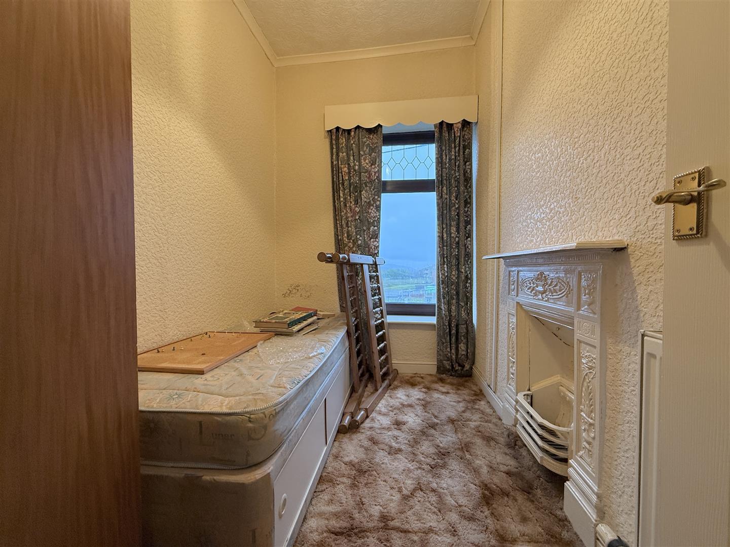 Holford Terrace, Cwmdare, Aberdare - 20260120_103931268_iOS.jpg
