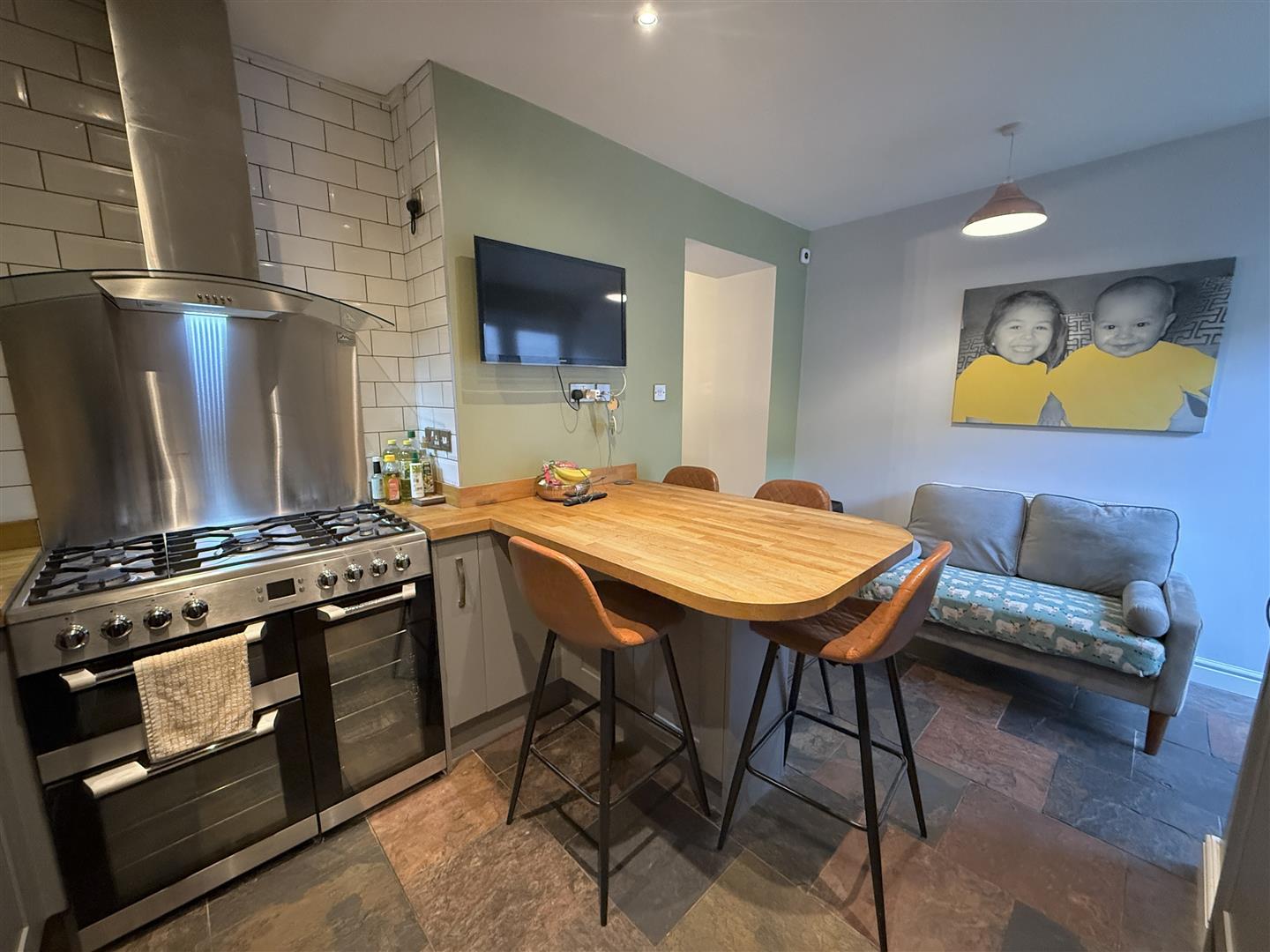 Kingsbury Place, Cwmaman - 20260123_104954911_iOS.jpg