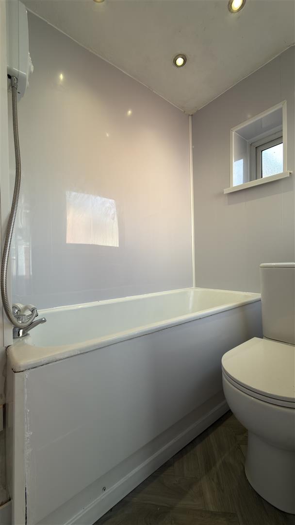 Park View Terrace, Abercwmboi, Aberdare - 20260318_101153881_iOS.jpg